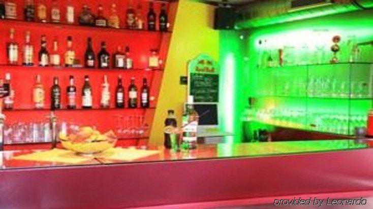 East Side Hotel Berlin Restaurant photo